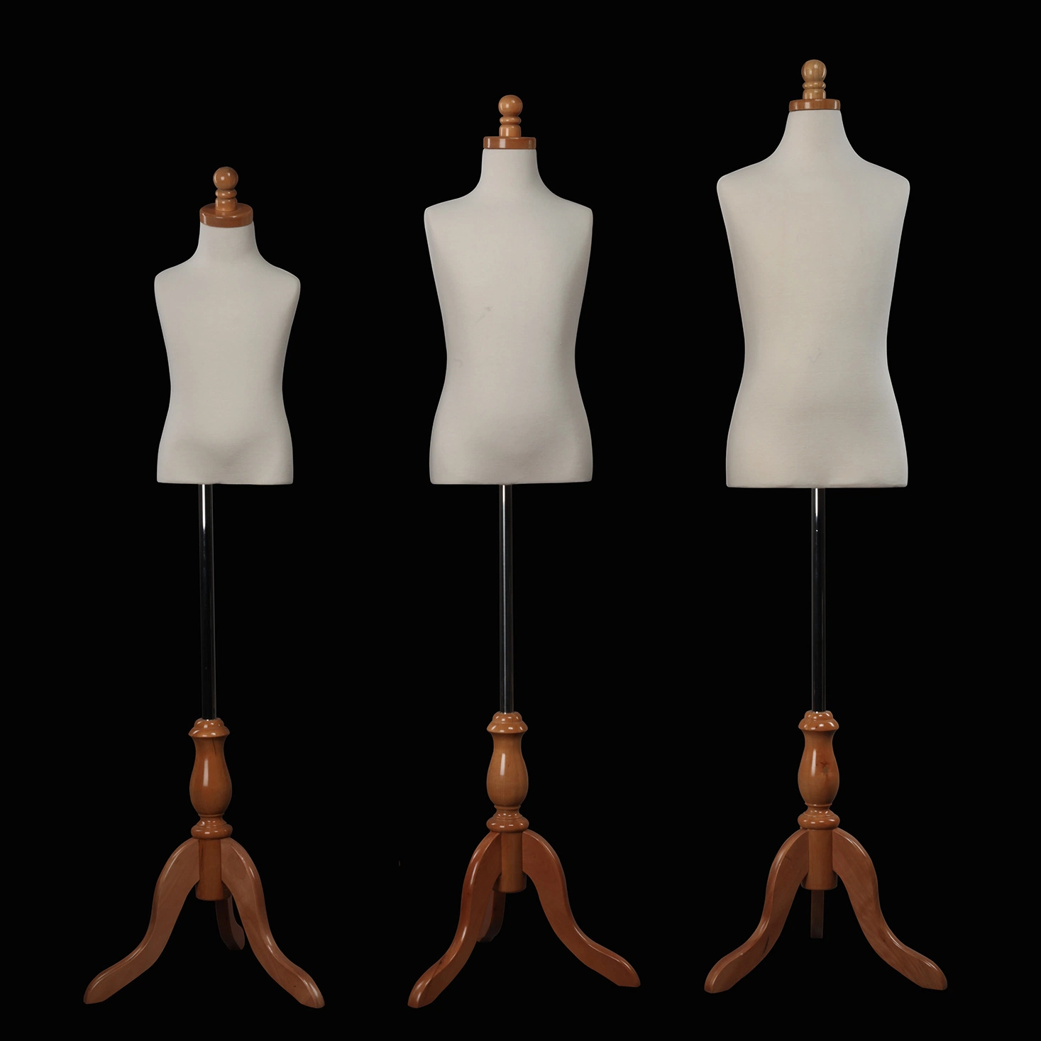 Effortless-Care Fiberglass Mannequins for Time-Pressed Retailers
