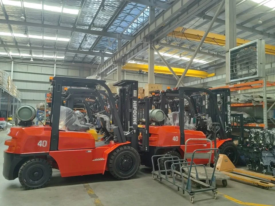 Hifoune China Forklift Supplier высококачественный гидравлический вилочный погрузчик грузоподъемностью 2 тонн Цена на бензин. Вилочный погрузчик с системой питания сжиженным нефтяным газом