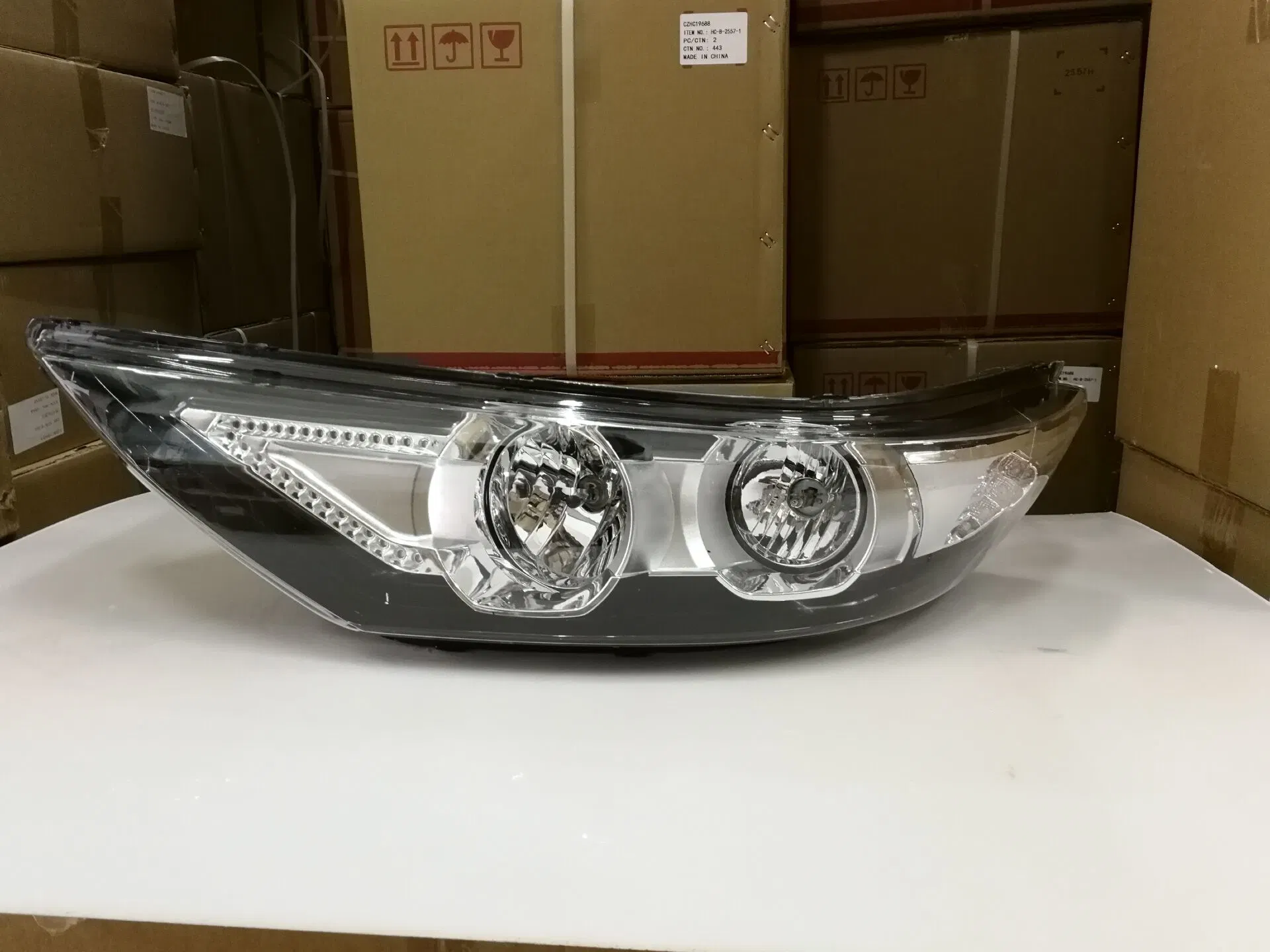 New Marcopolo G7 Bus Front Combined Headlight