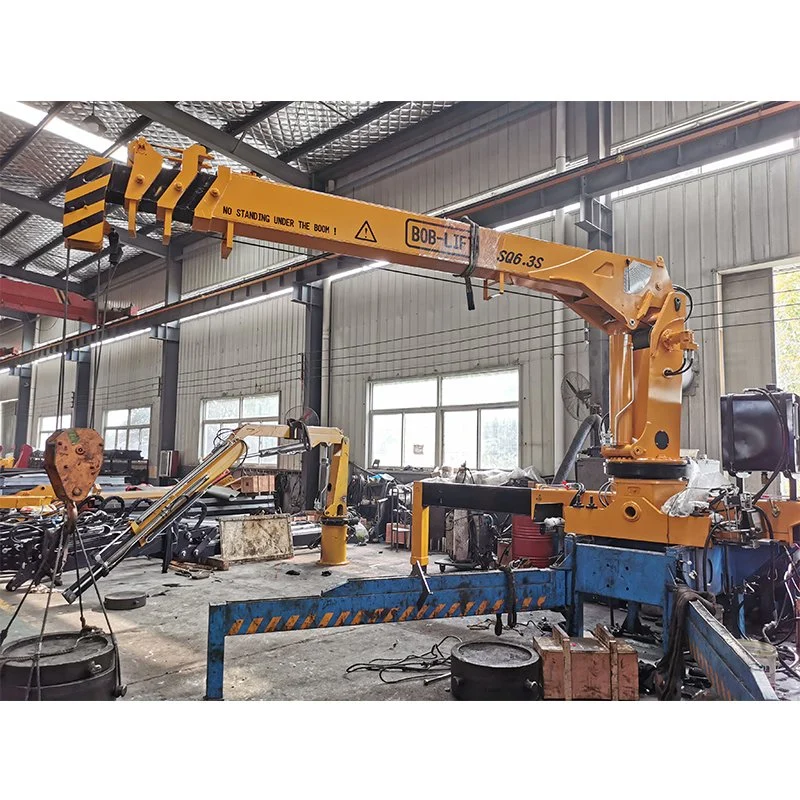 Top Loader Hydraulic Mini 6ton Telescopic Boom Truck Mounted Crane