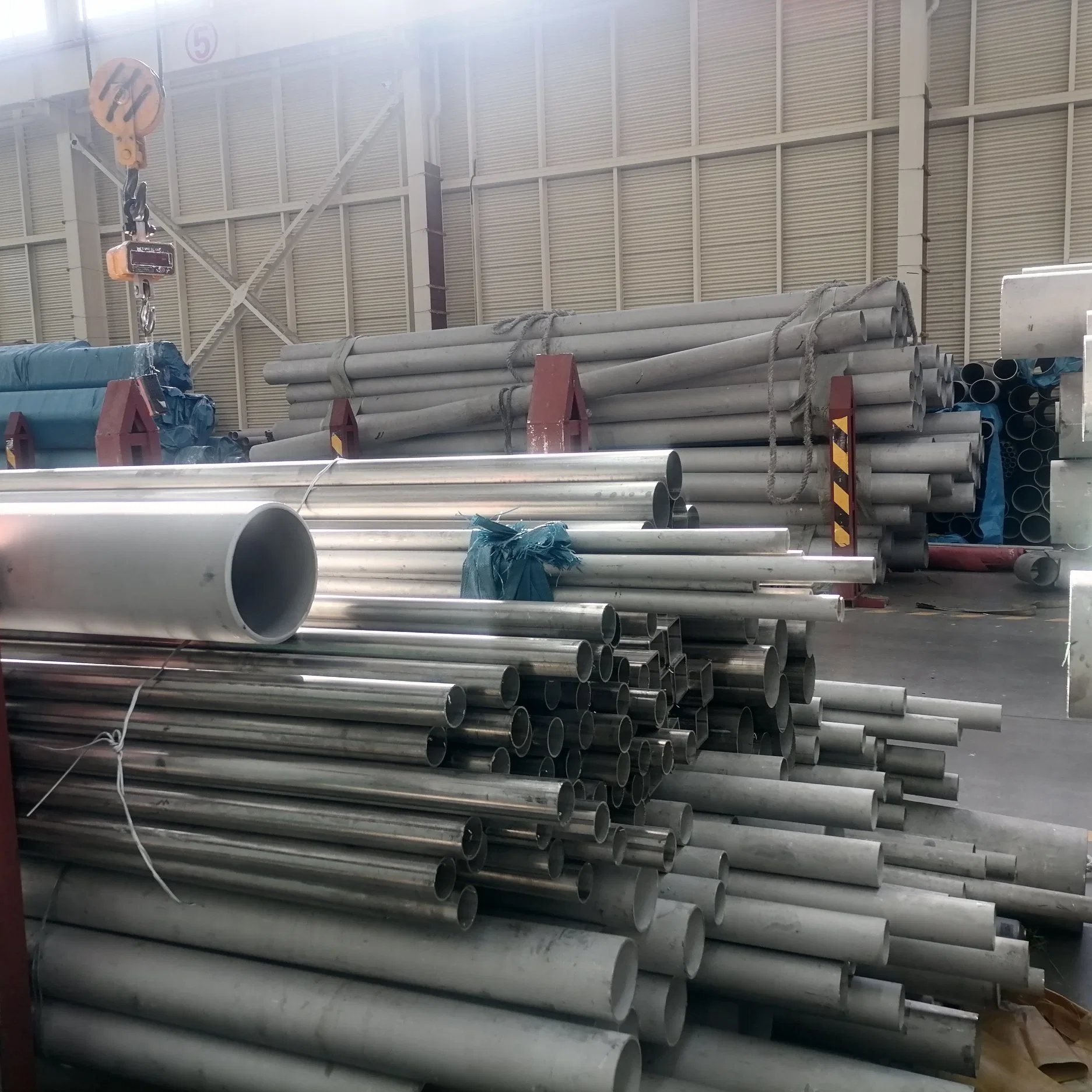 Pipe Quick Release Tube a 312 Gr T P 304 Reinforced Stainless Steel Welded Seamless 1 Tons 0.2-20mm 10-820mm Baosteel