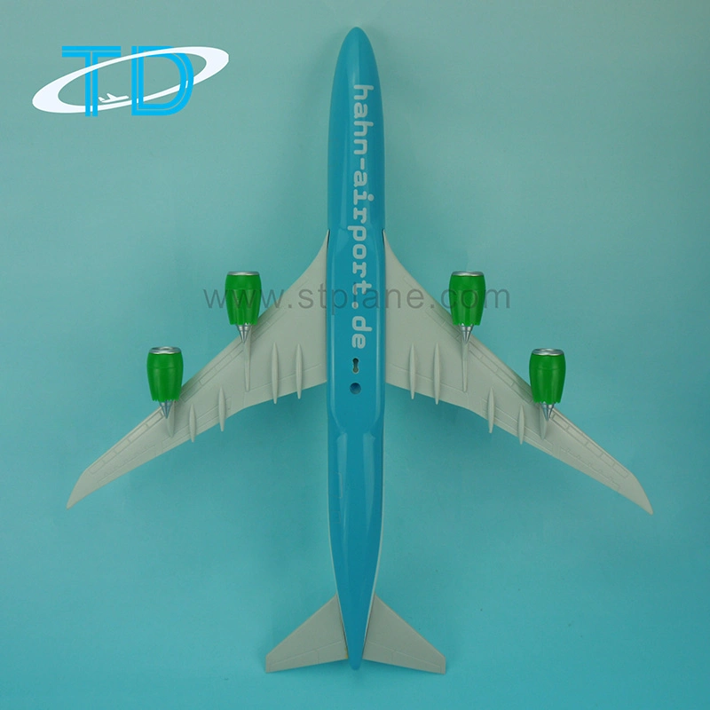 Boeing 747-8 aviones de plástico modelo escala con 37cm