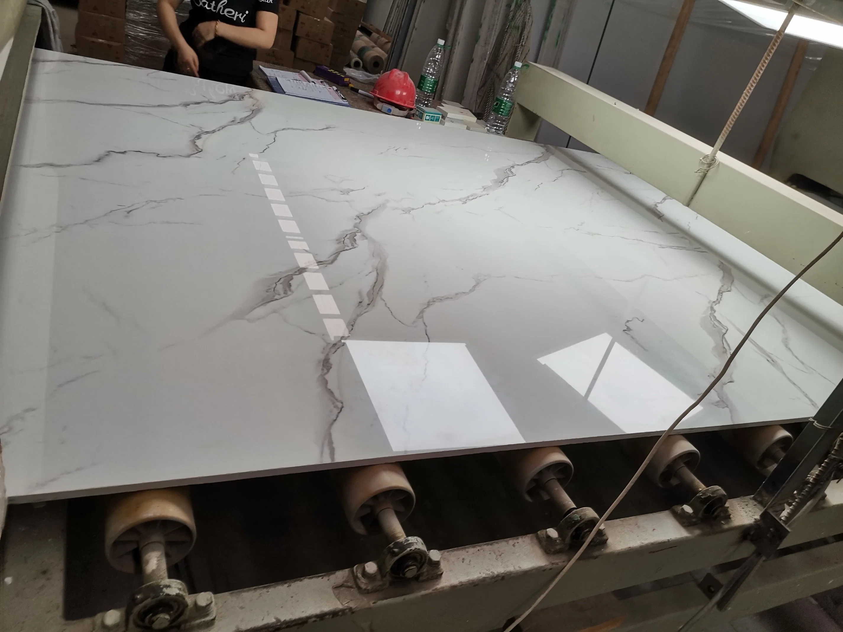 White/Cream/Grey/Black/Brown/Veins Artificial Stone Engineered Marble Slabs for Kitchen Countertops/Worktops