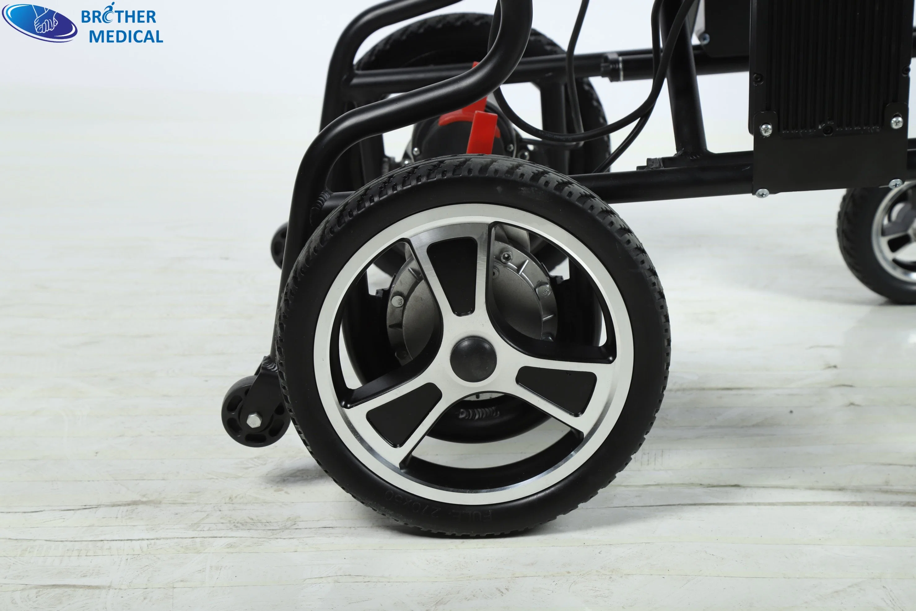 Low Price New Electric Wheel Chair Foshan Aluminum Wheelchair Mobility Scooter with ISO