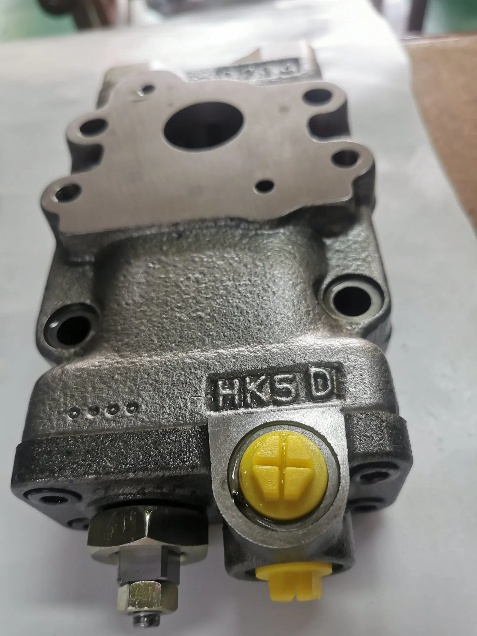Zax200-6hydraulic Pump Regulator for Excavator Hpv118