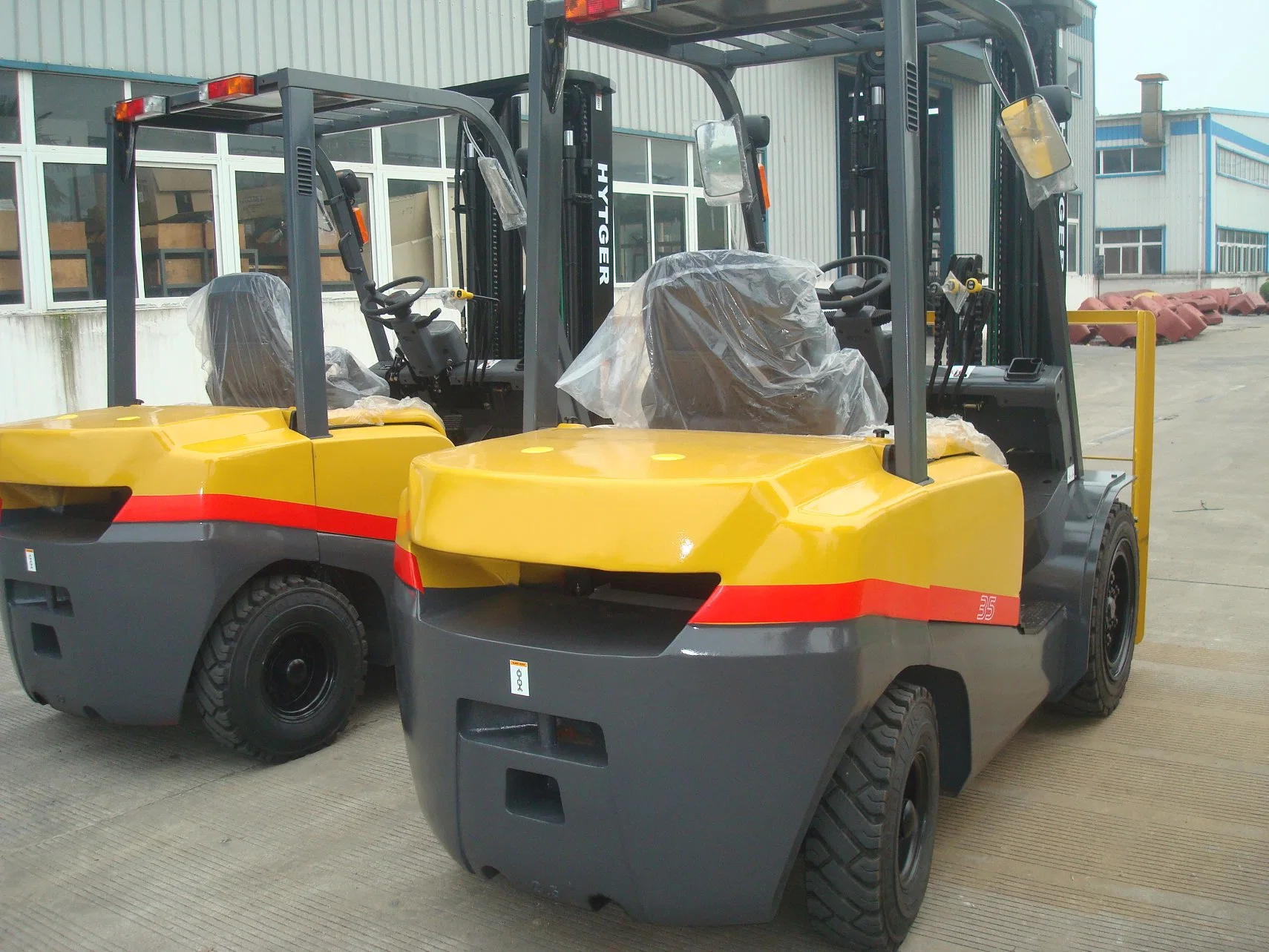 2ton High quality/High cost performance  Forklift Solid Tyres Diesel Forklift (FD20C)