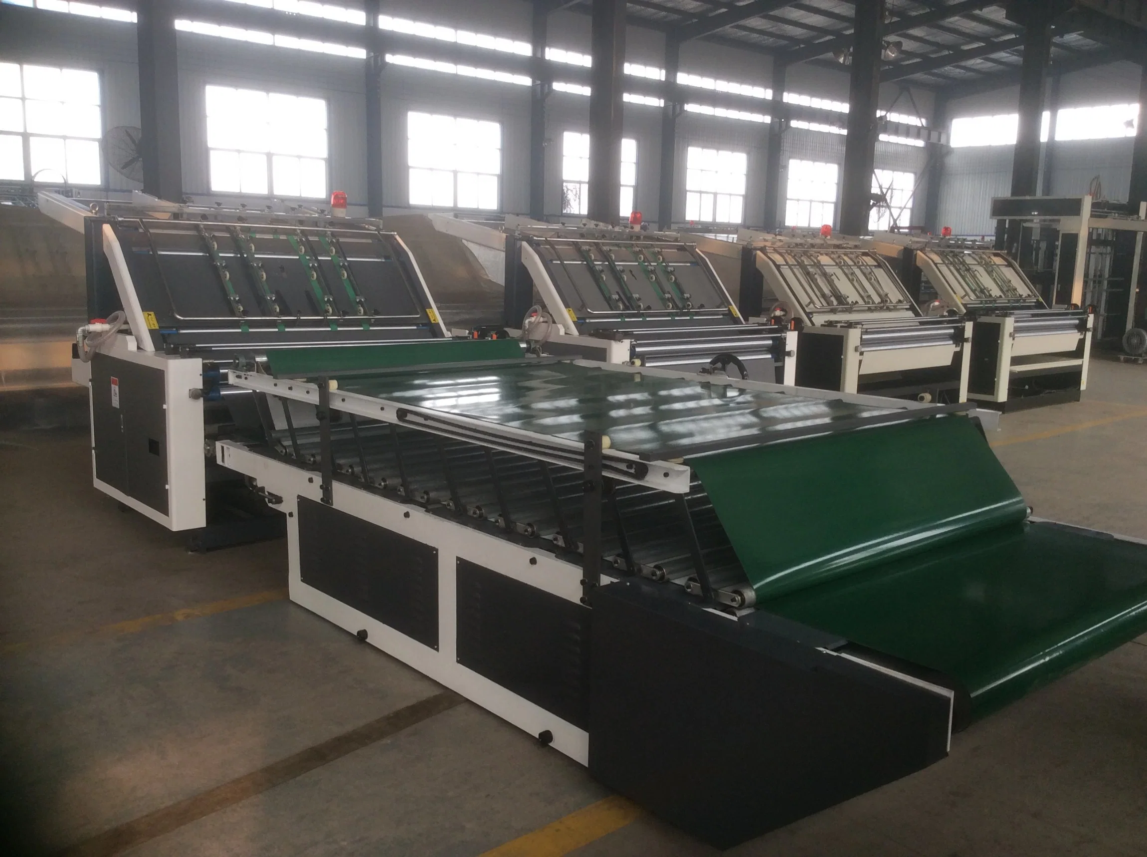 Packaging Machine Semi Auto Corrugated Sheet Flute Laminator Machine