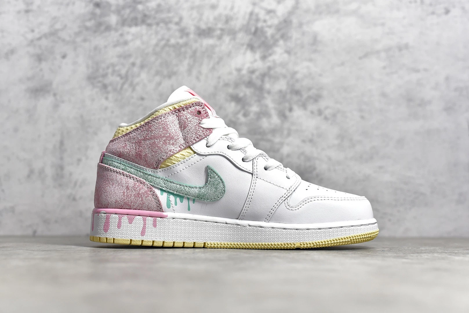 Nike Air Jordan1 milieu de la crème glacée Sneaker occasionnels de basket-ball