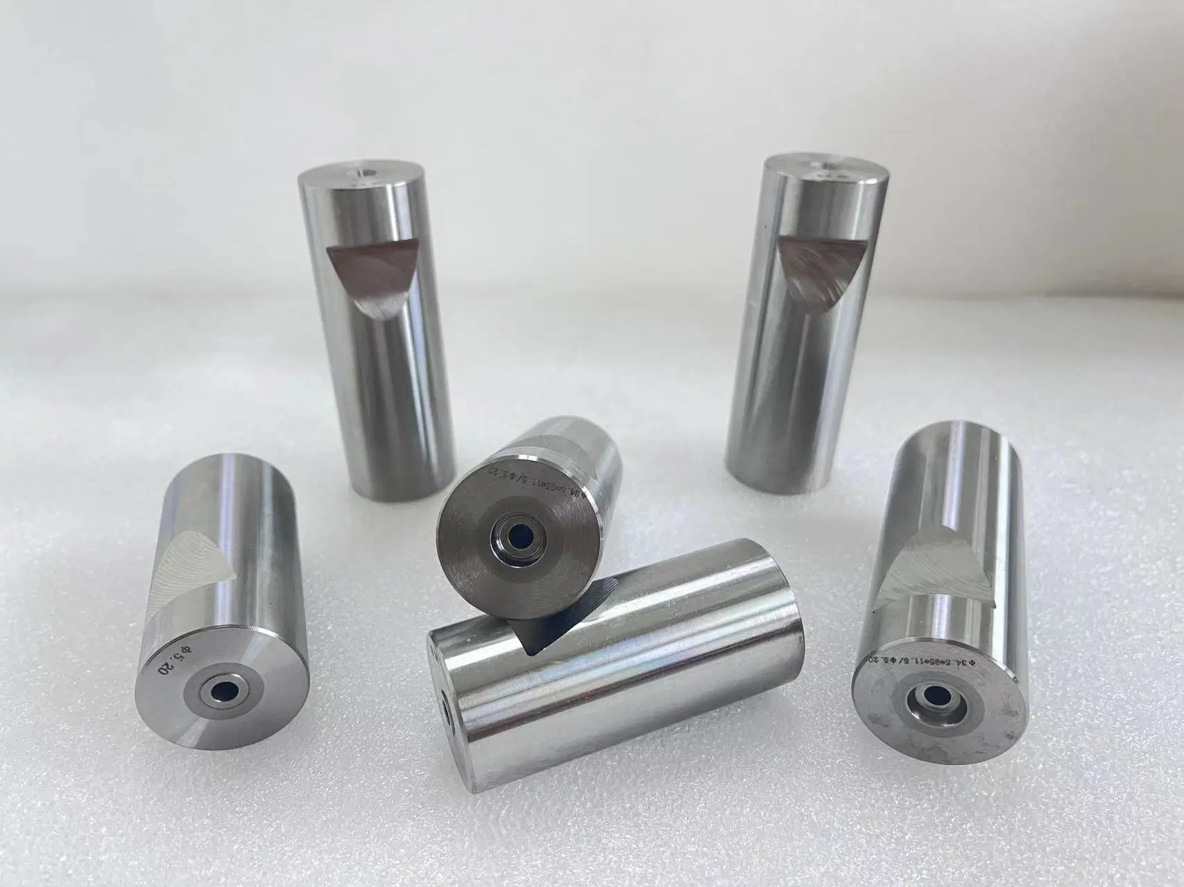 Drywall Screw Molds Hard Alloy Material Die Main Header Cold Heading Die