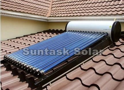 Aquecedor de água Solar para banho montado no tejadilho