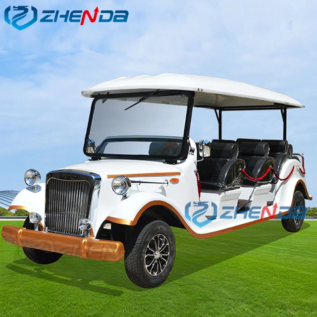 Le bus touristique électrique, les voitures rétro à vendre, le golf à quatre roues motrices, fonctionnant à batterie.