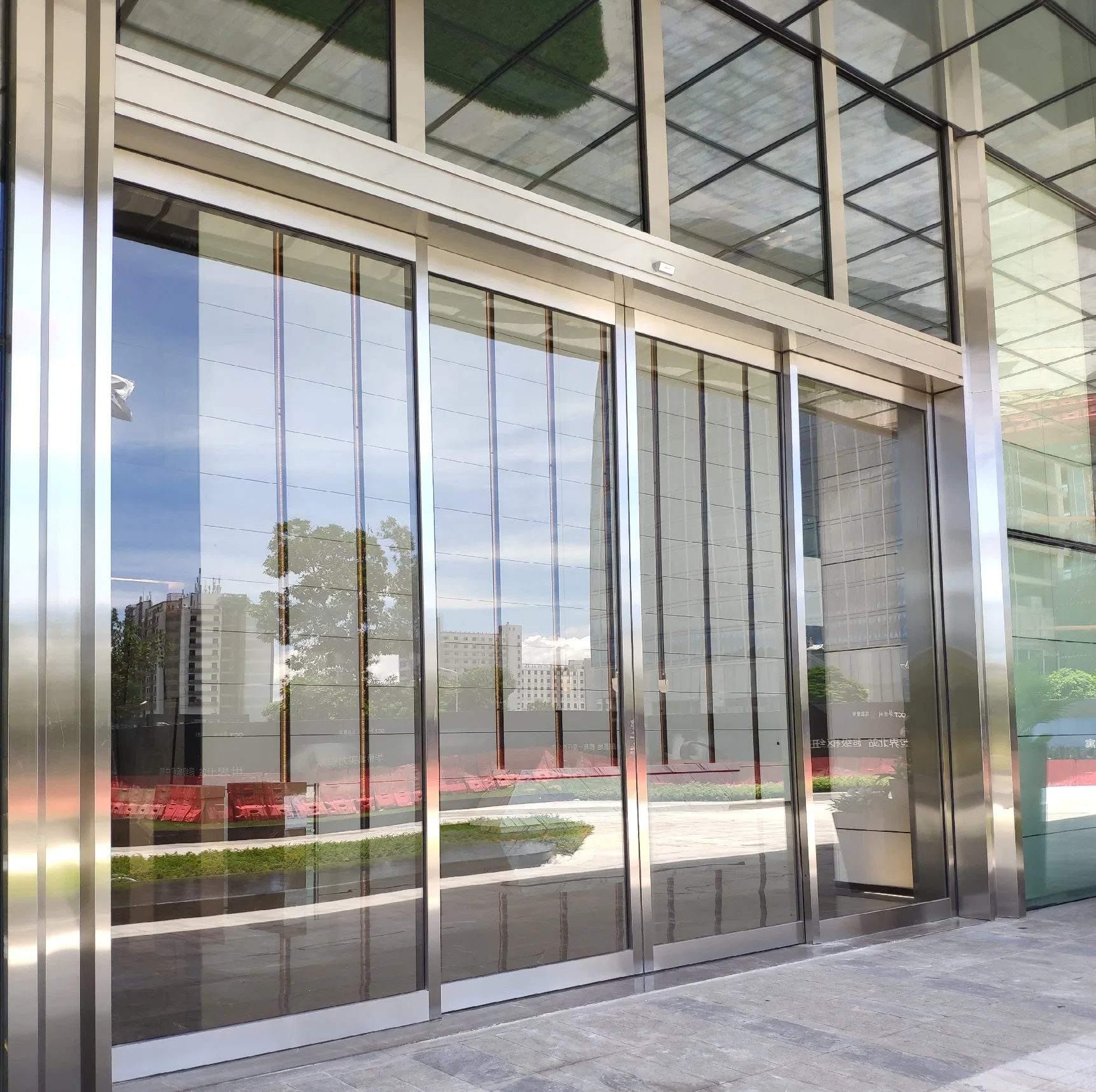 Commercial Entry Doors Large Integrated Automatic Swing Door