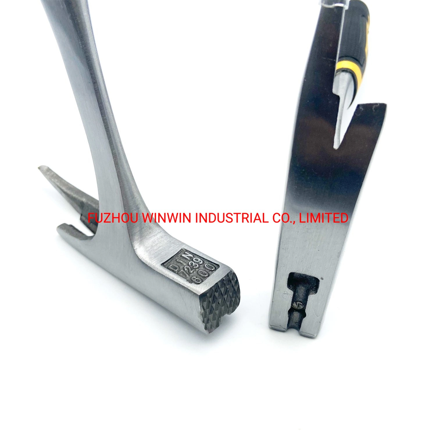 One Piece Roofing Hammer with Magnetic Nail Head and Non-Slip Top (WW-RH03)