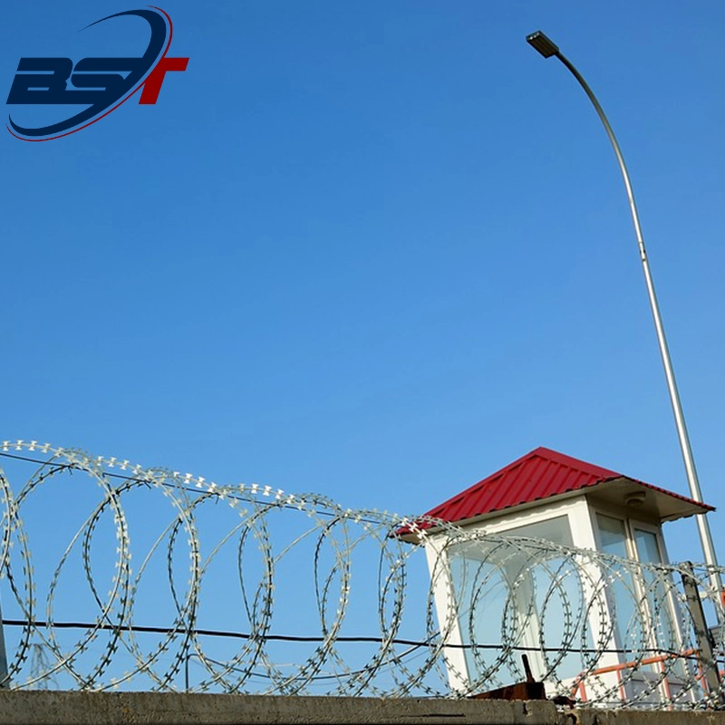 Stainless Steel Concertain Razor Barbed Wire/Prison Used Razor Wire/Razor Blade Barbed Wire