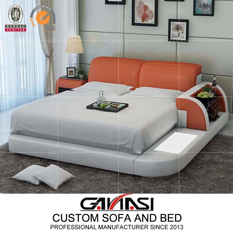 Italian Furniture Bedroom Genuine Leather Queen Size Bed Frame with Night Stands