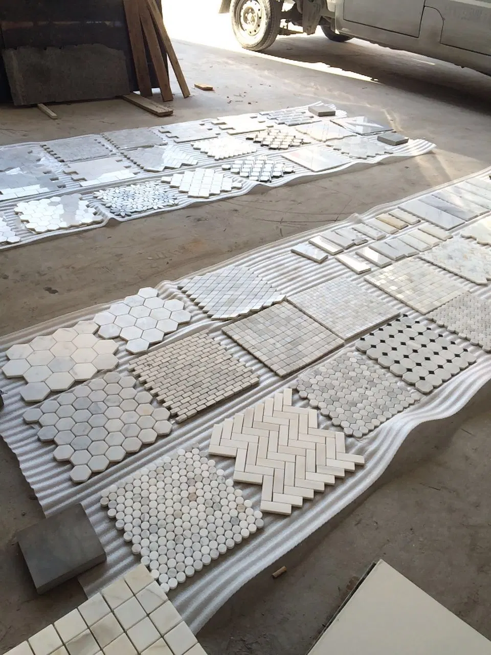 Imported Emperador Stone Mixed with Crema Marfil Marble Mosaic Tiles