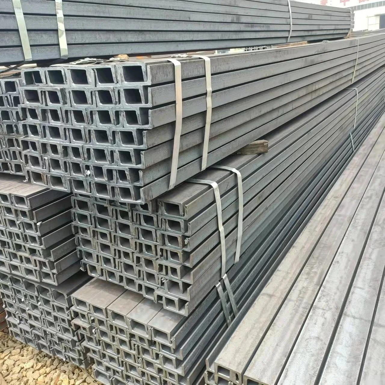 Q235 Galvanized Angle Steel Bar Hot Rolled Steel Beam with High quality/High cost performance 