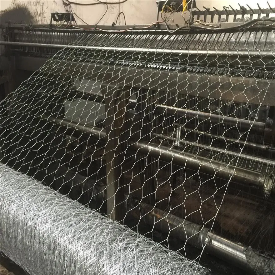 Factory Cheap Chicken PVC Coated Hexagonal Wire Mesh Low Price Hexagonal Poultry Farm Mesh Net