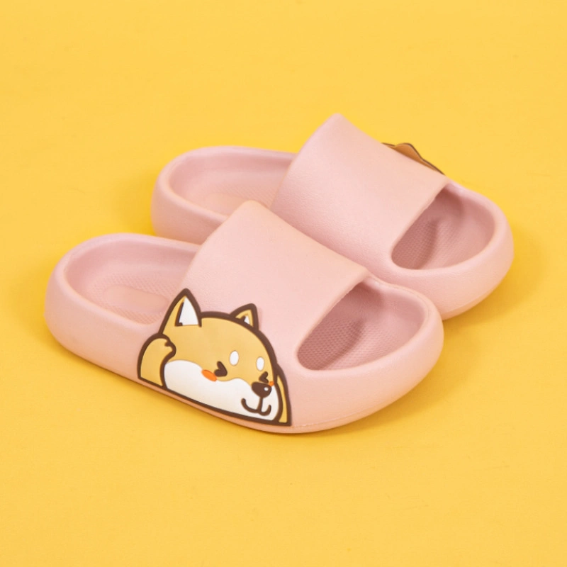 Nuevas zapatillas de verano para niños con dibujos animados de perros, para uso en interiores, de calidad EVA, suaves y divertidas, tanto para padres como para niños.