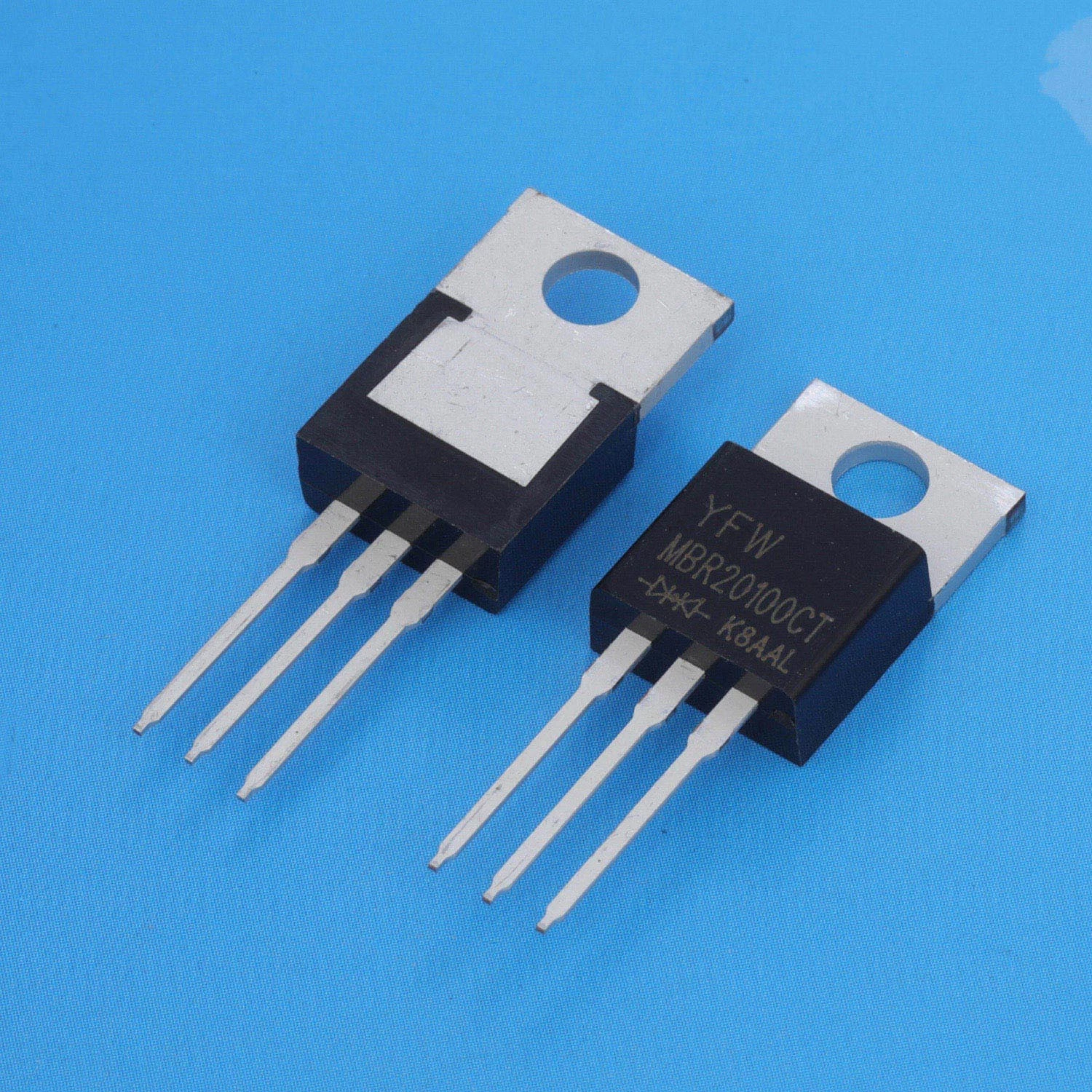 Srt20L100CT à-220ab Diode Schottky faible VF