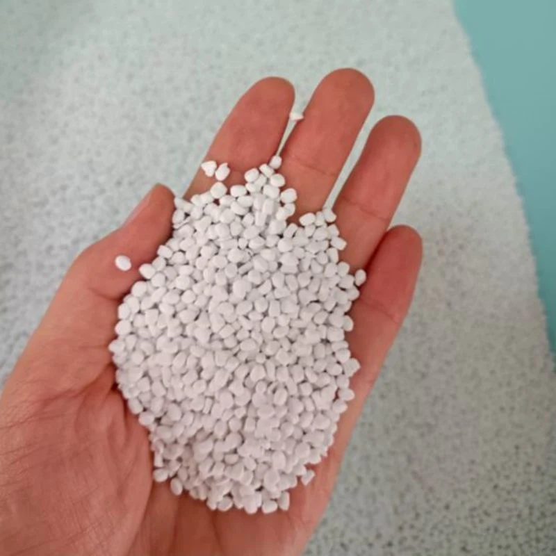 70% Titanium Dioxide LLDPE Based White Masterbatch Factory Price