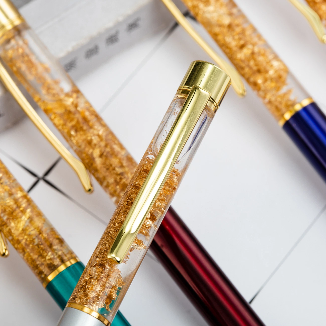 Metal Gold Foil Ball Pen Creative and Exquisite Liquid Gift Ballpoint Pen