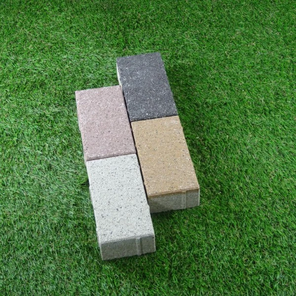 Multiple Colour Concrete Water Permeable Plaza Ceramic Brick Acid Proof Brick