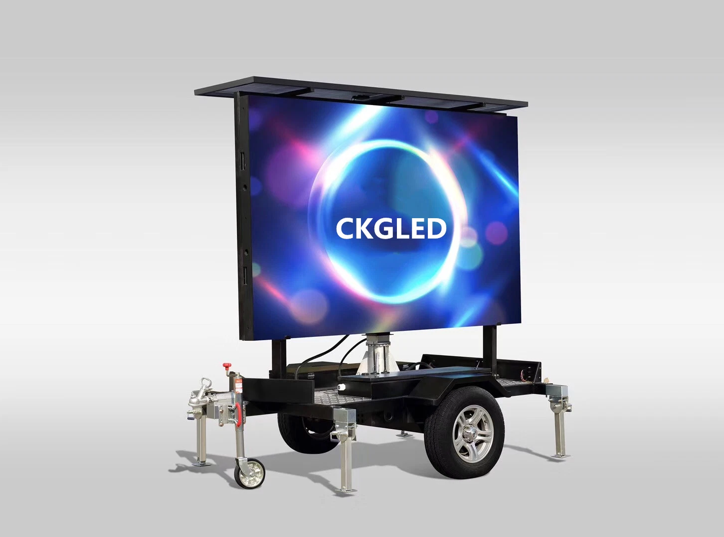 P4.81 Full Color Outdoor Advertising LED Display Trailer with Solar Panels