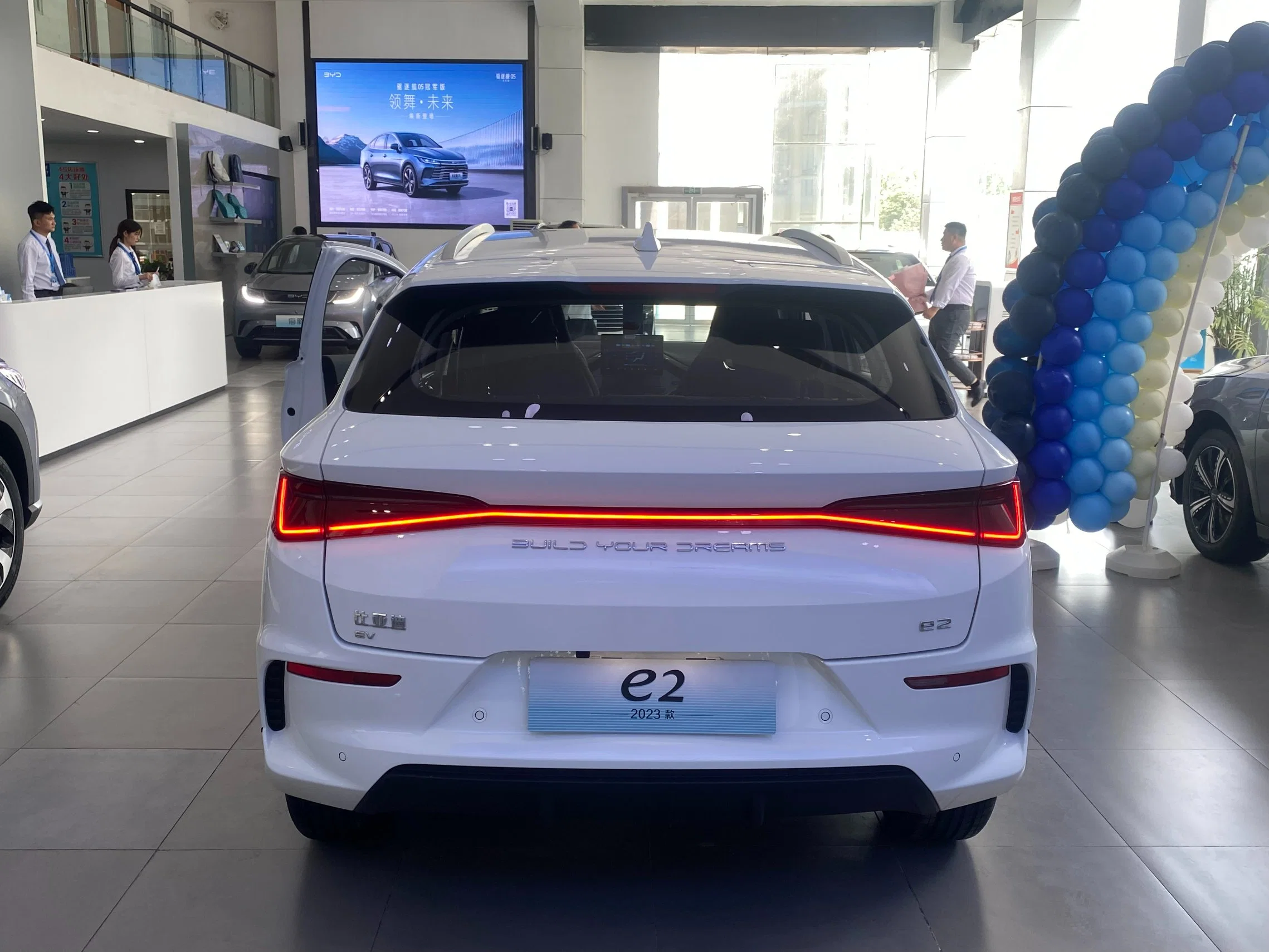 Bydhanev Nueva Energía Marca Nueva coche eléctrico de alta velocidad eléctrico Vehículo Byd han EV 2022 715 km Fwd Zunrong segundo Coche usado a mano