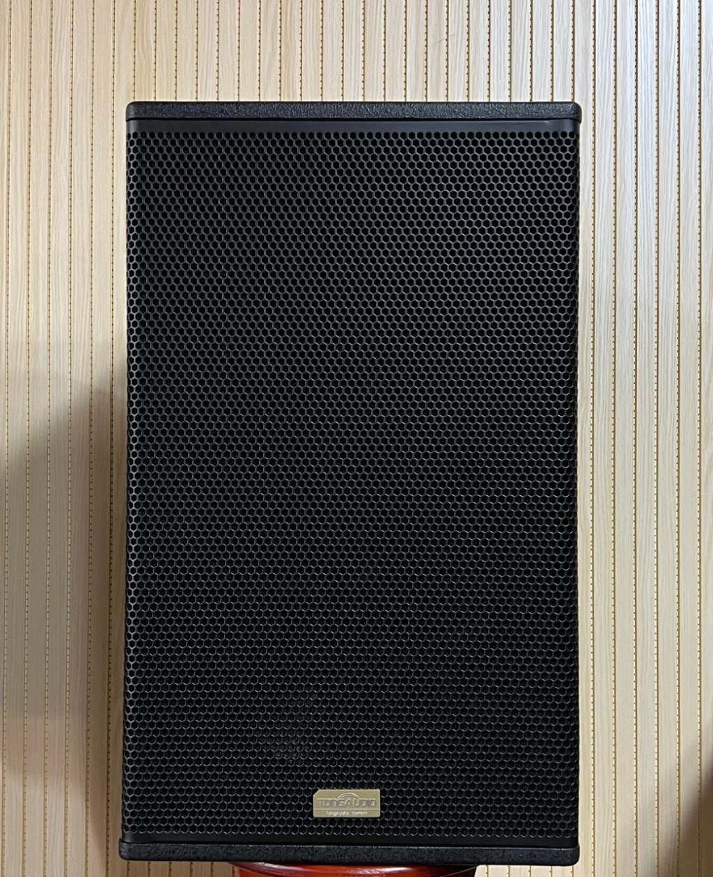 China Professional Audio Loudspeakers 15 Inch Full Range 400W Speaker