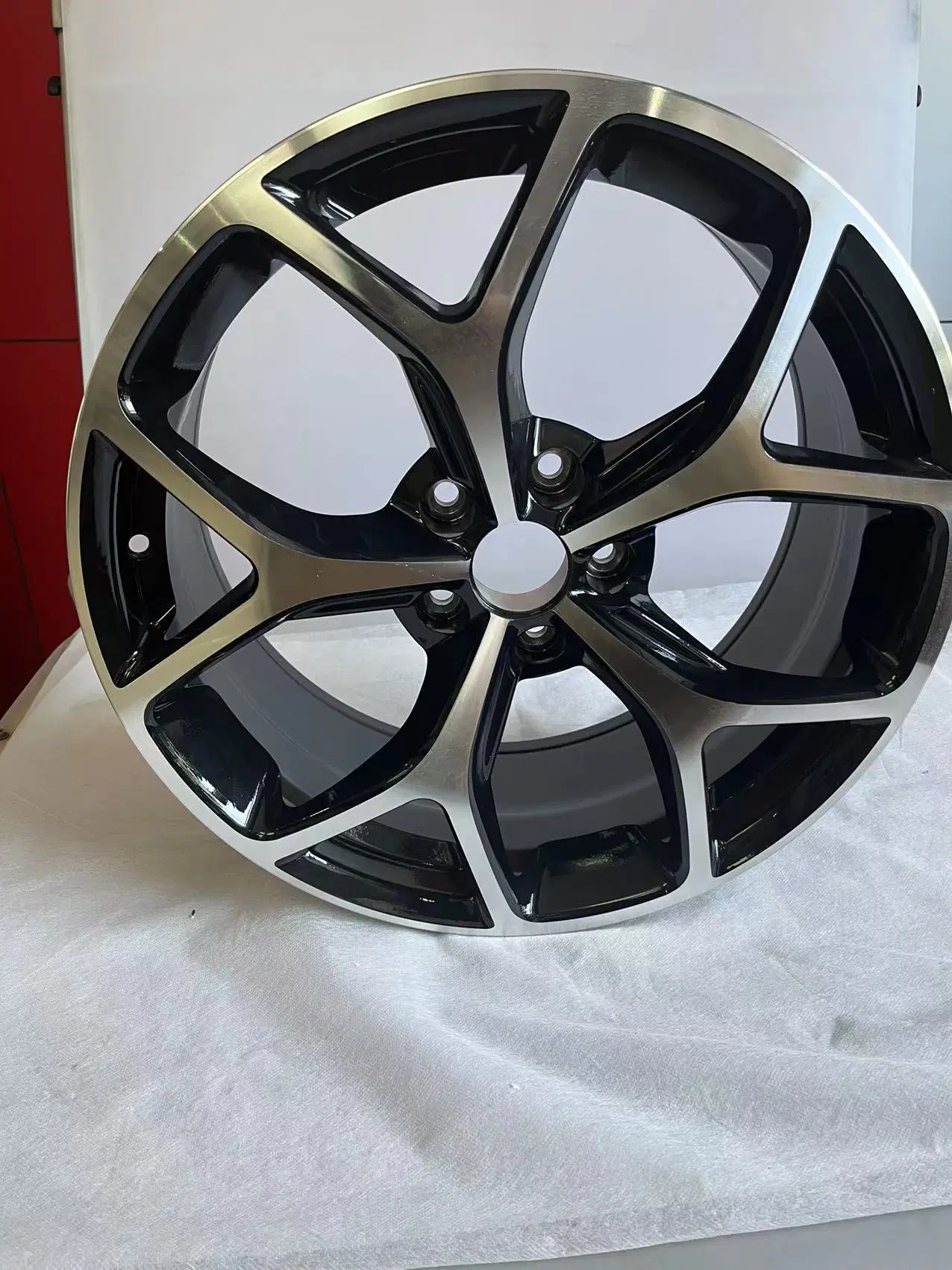 15X8.25 Car Wheel Alloy Wheel Rim Hub