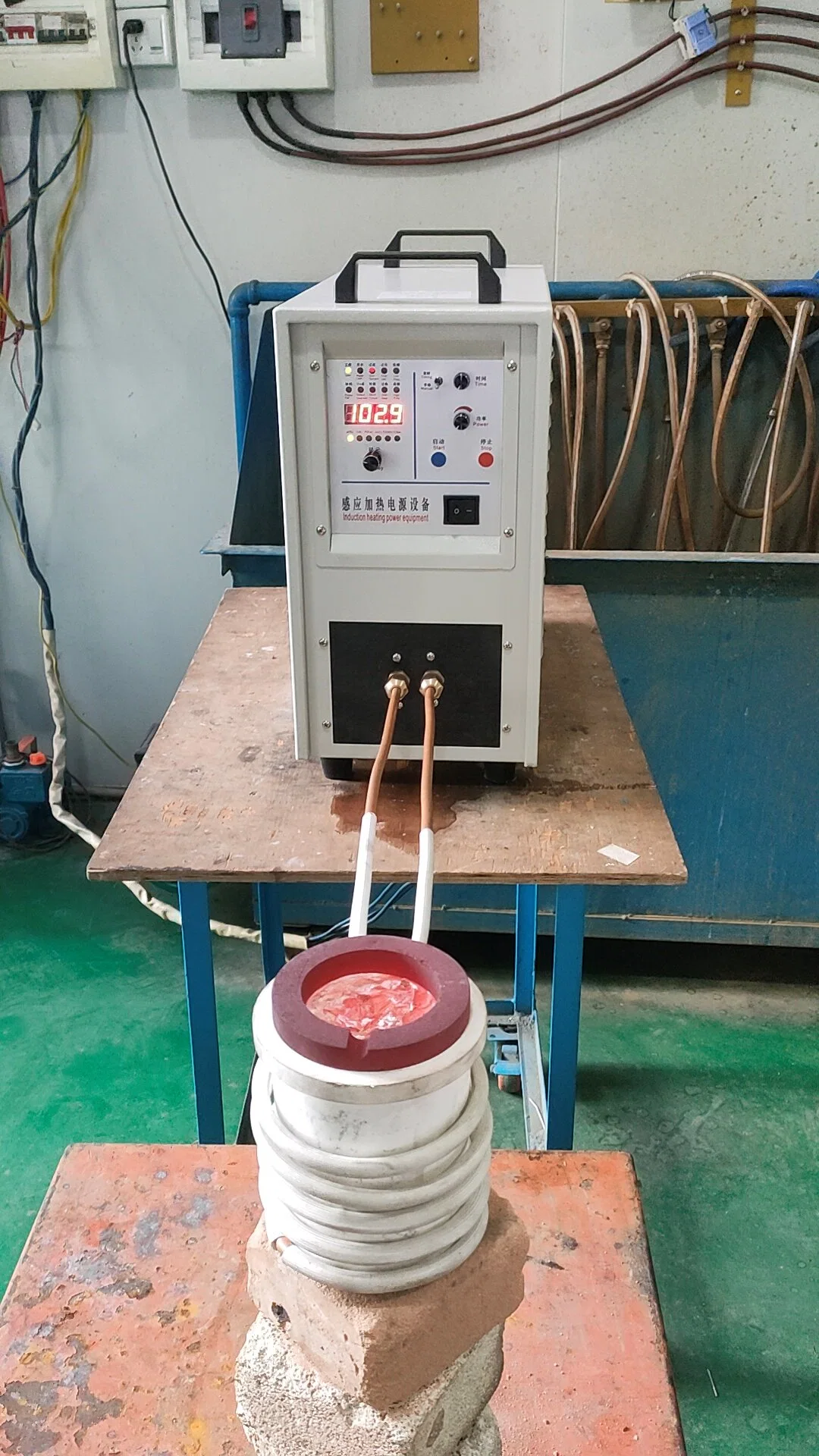 Hf-25kw-5kg High Frequency Melting Furnace for Gold, Silver, Platinum, Aluminum, Zinc