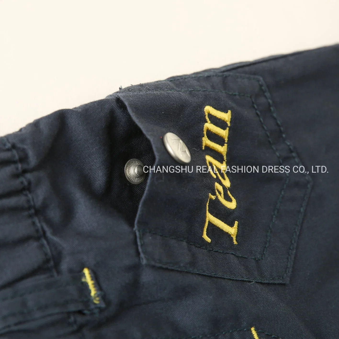 Boy Kids Dark Color Cotton Twill Pant Clothes Made of Pocket with Embroidery and Metal Button