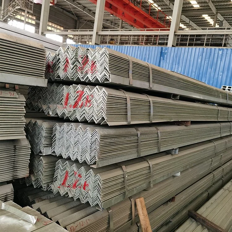 Q235 Q345 Acero al carbono suave 40X40X4mm ángulo de hierro perforado galvanizado Ángulo de barra de ángulo de acero MS ranurado