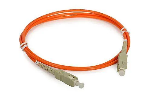 2.0mm 9 / 125 Single Mode Simplex Sm Sx PVC FTTH Sc APC-Sc APC Fiber Optic Patch Cord