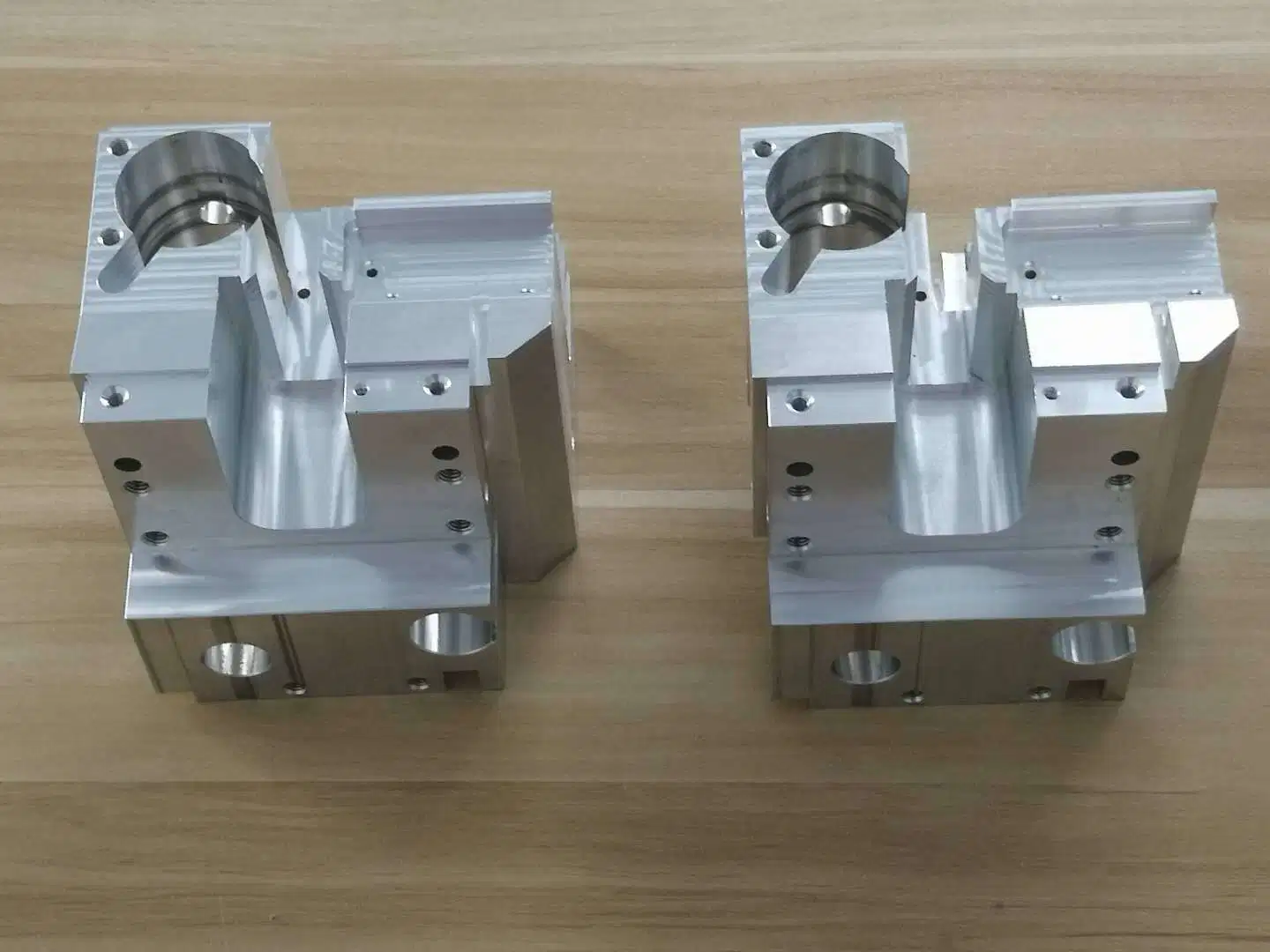 Customized High Precision Mechanical CNC Milling Aluminum /Steel /Stainless Steel /Engineering Plastic Clamp