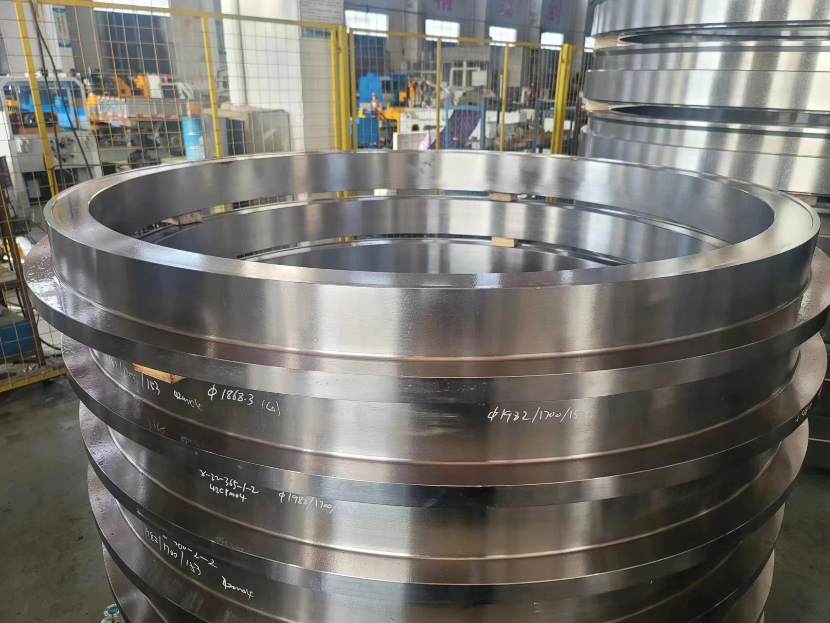 Manufacturer of Seamless Rolled Ring Forging