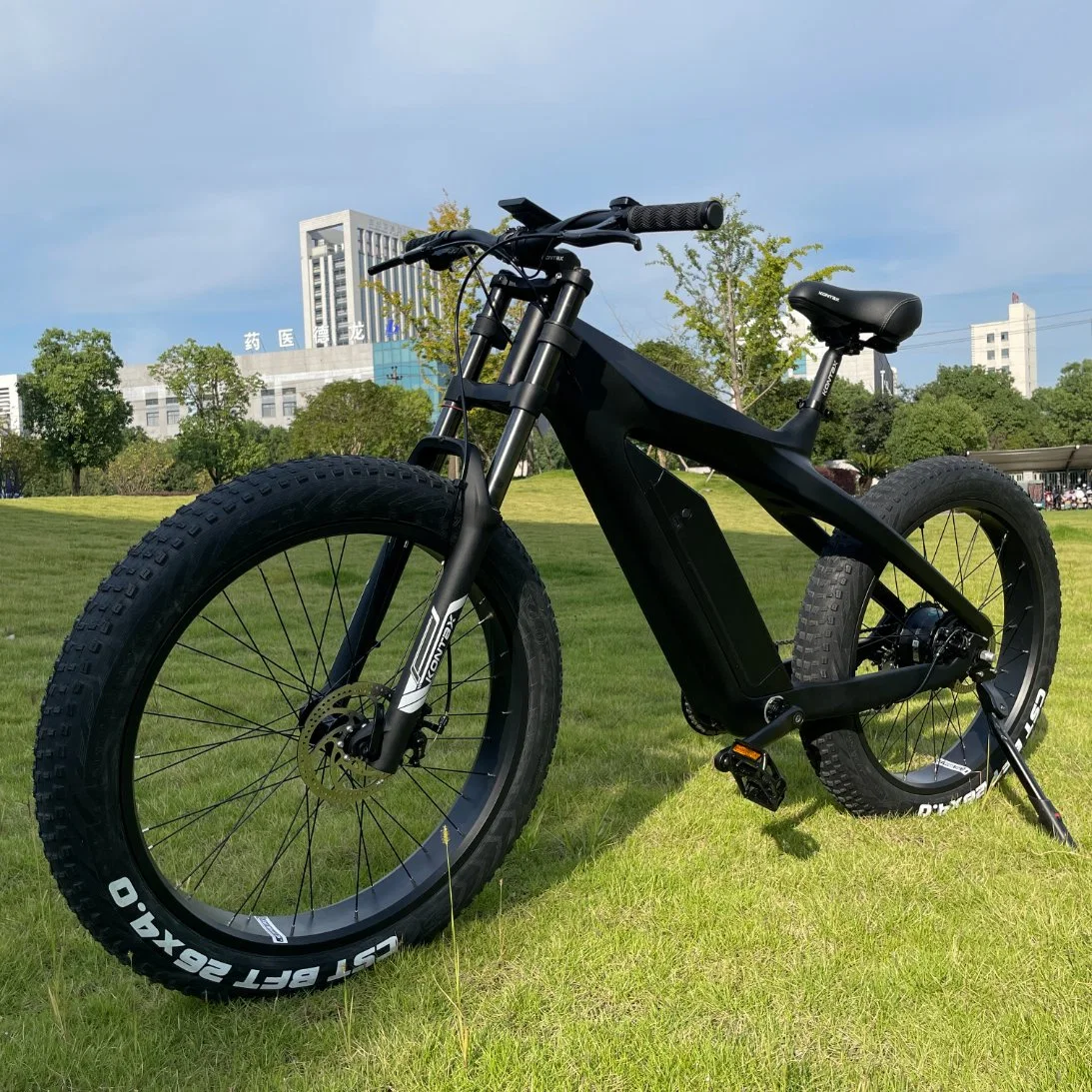 Kontax Electric Bicycle 26 Inch Carbon Fiber Hydraulic Brake 750W 1000W Fat Tire Ebike Thumb Throttle Cruiser Bike for Sale