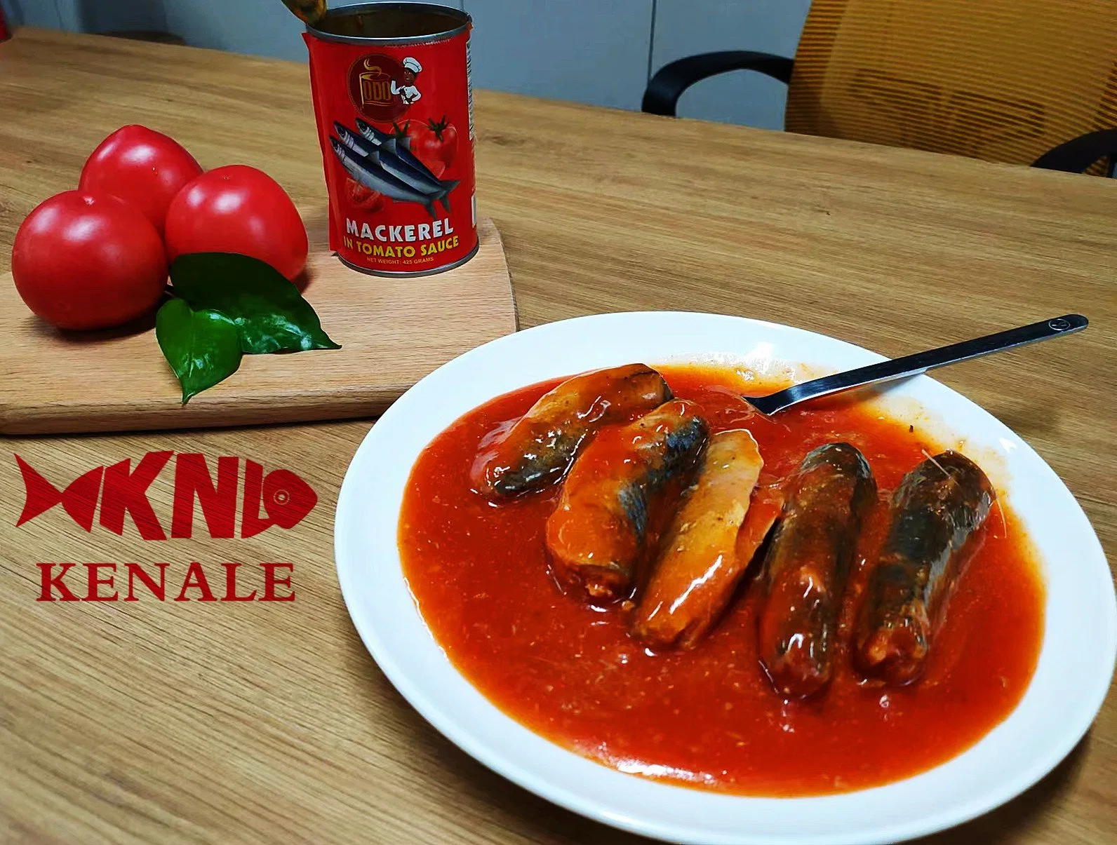 Canned Fish 425gx24tins/CTN OEM Mackerel in Tomato Sauce Canned Fish Types with Factory Prices