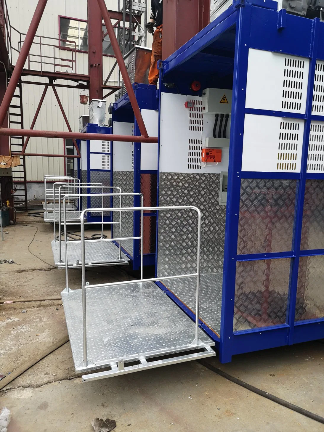 TÜV-Zulassung XMT SC200/200gd Twin Cage Construction Hoist Construction Elevator