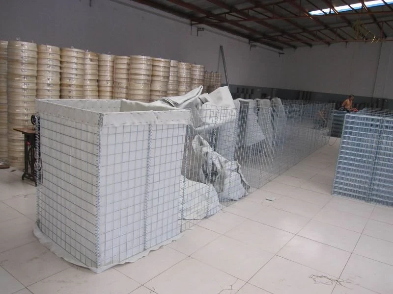 Leadwalking Welded Wire Gabion Baskets China Manufacturers Gabion Rock Cages 10 Inch / 3.05m Turkey Hesco Flood Barriers