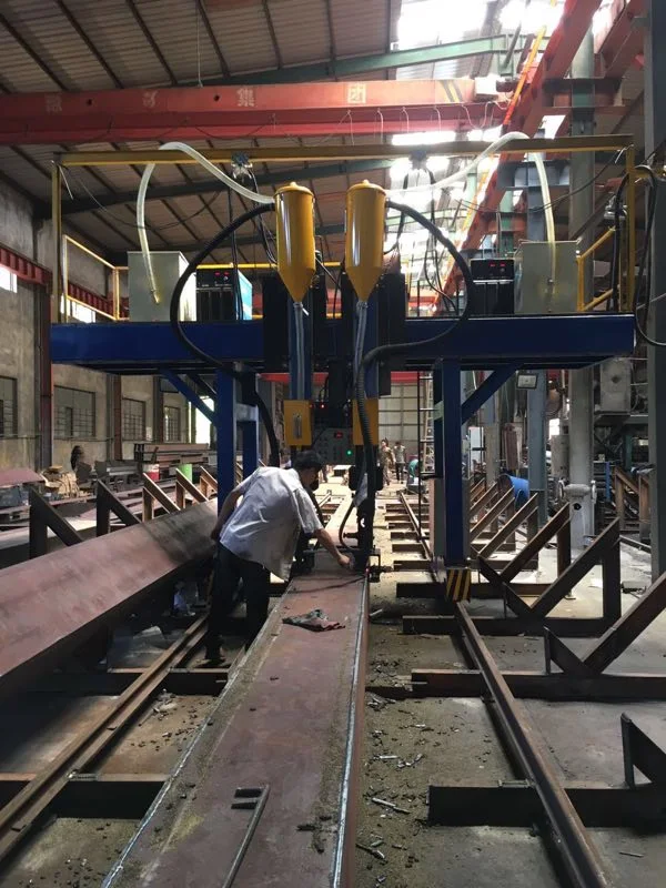 Flux Recovery and Feed Station for Submerged Arc Welding Machine