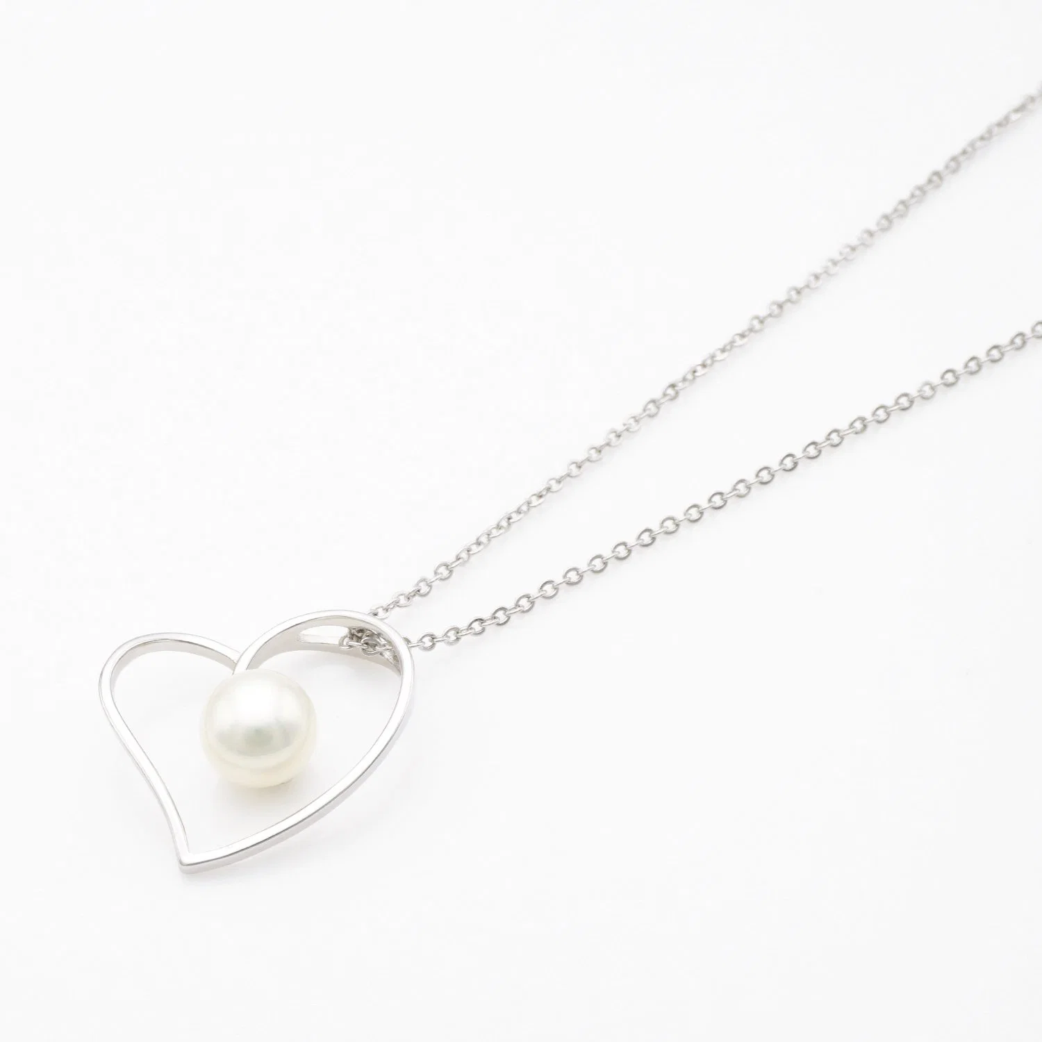 Simple Pretty Fashion Gift Rhodium Plating Silver Jewelry with Pearl Heart Necklace