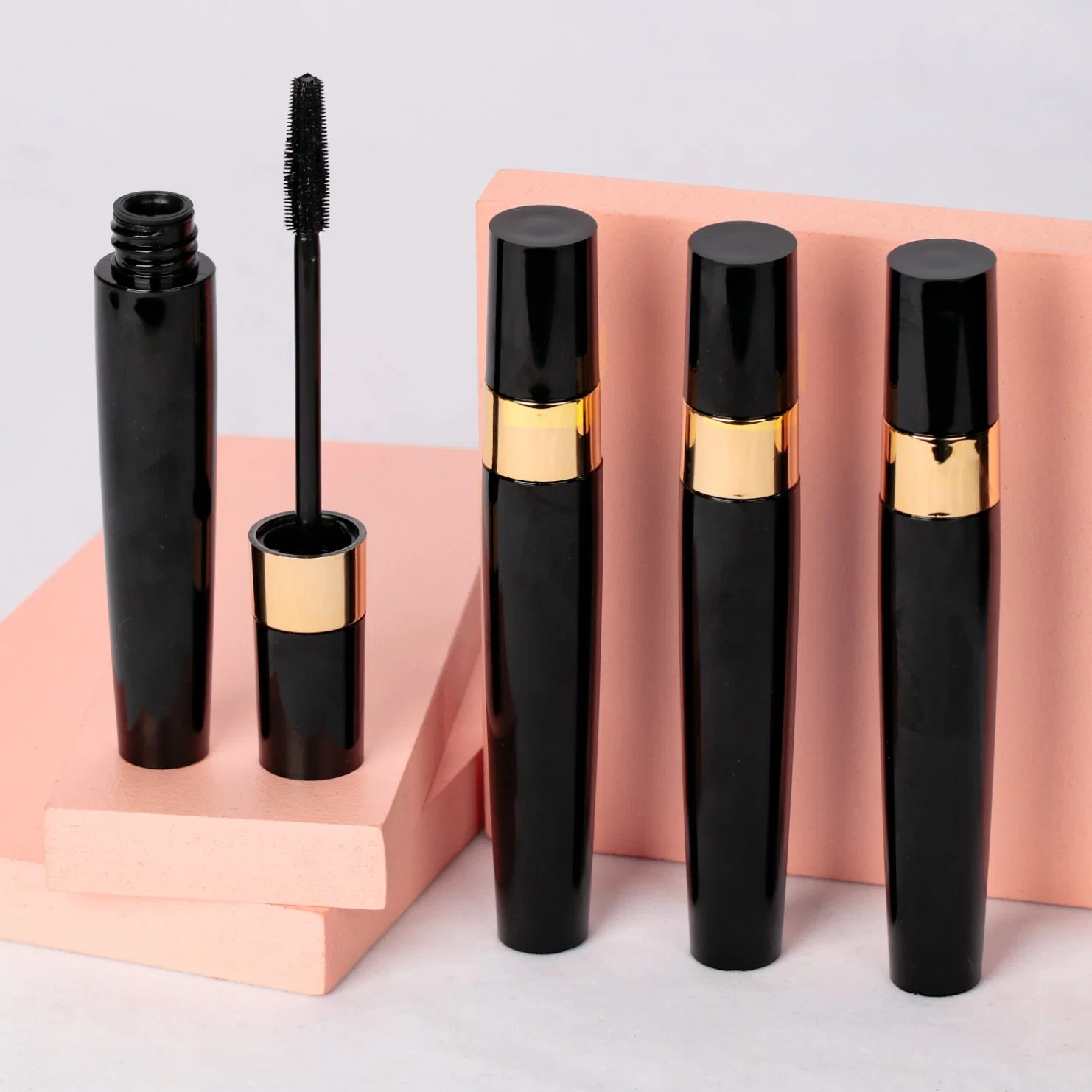 Hot Sale Makeup Long Lasting Waterproof Black Mascara Customized Logo