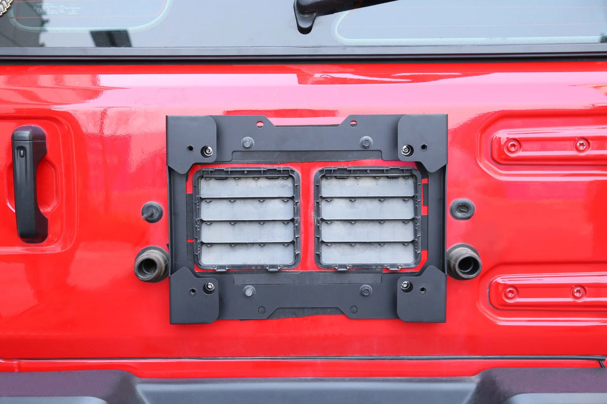 Aluminum Alloy Tail Gate Rear Door Outside Storage Tools Box for Jeep