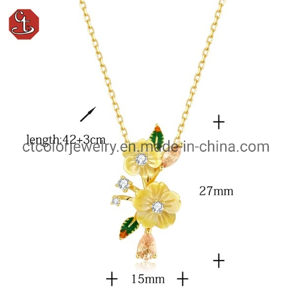 Fashion beautiful shell flower jewelry elegant gold flower zirconia pendant as necklace pendant