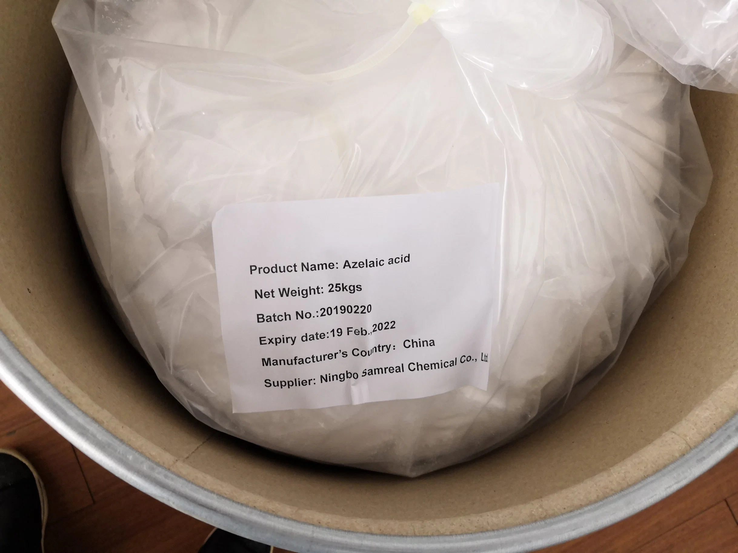 High Quality Cosmetic Grade Azelaic Acid CAS 123-99-9