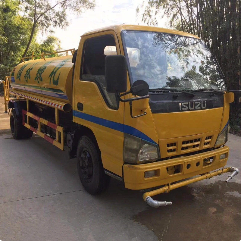 Japan Isuzu 2, 000liters/2cbm/2m3/2ton/2000L Water Tank Vehicle