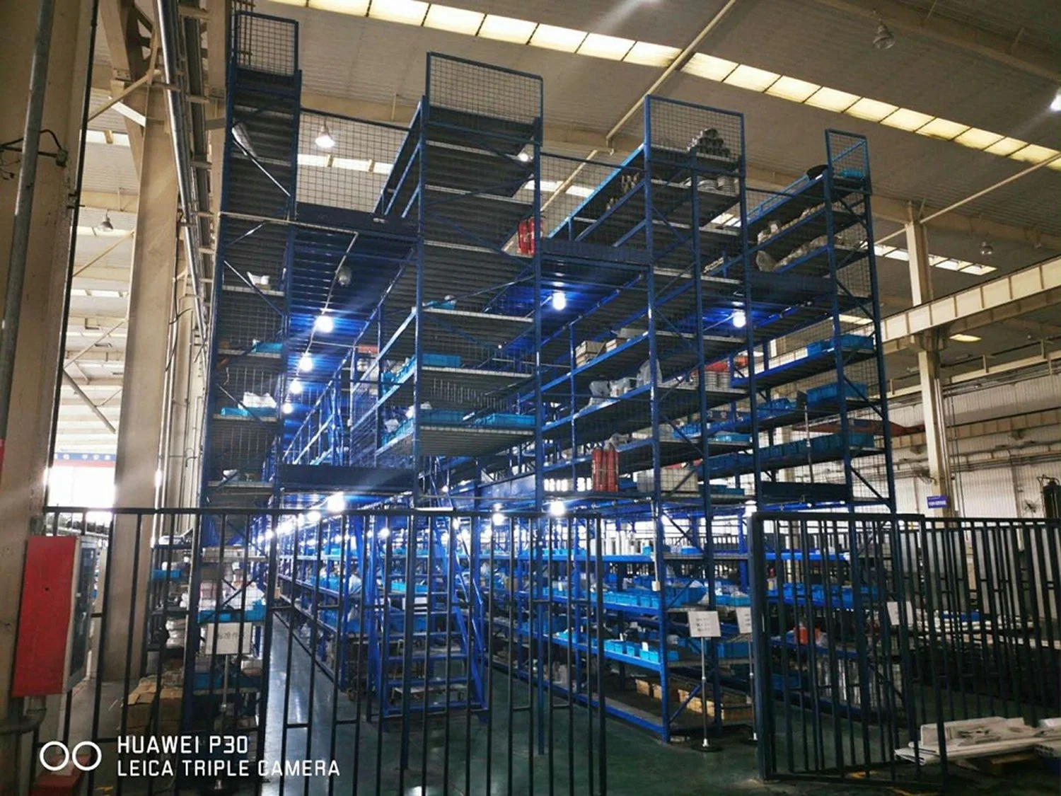 Multi-Tier Warehouse Storage Racking System Steel Mezzanine Floor/Bookshelf