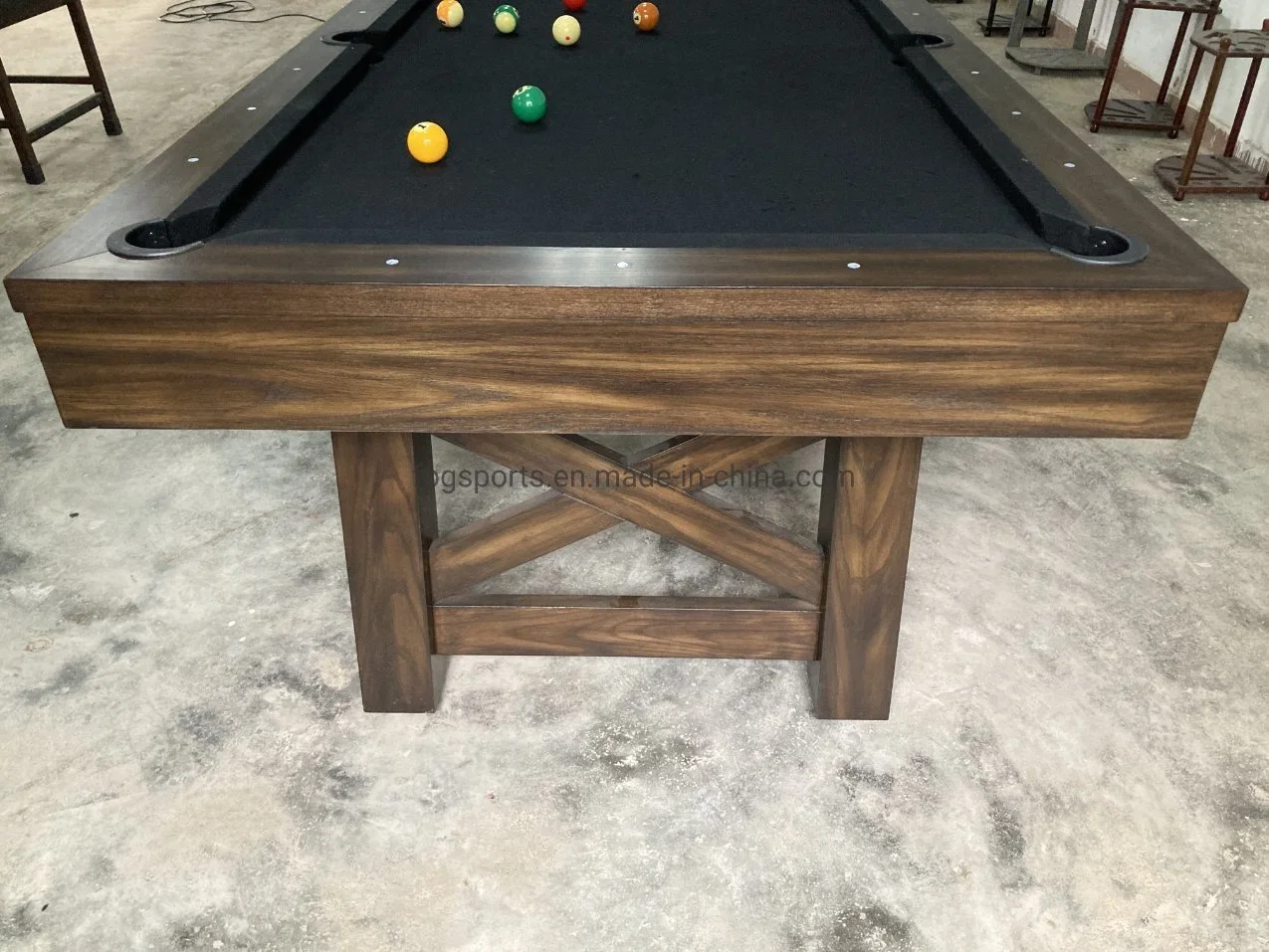 Wood Veneer with Stain Finish Pool Table